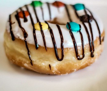 M&M's Vanilla Doughnut